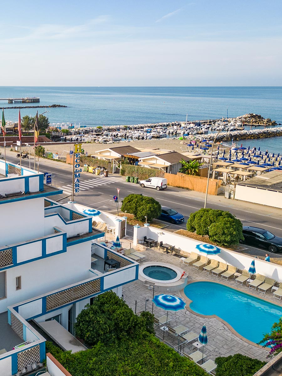 Hotel sea front in Marina di Massa